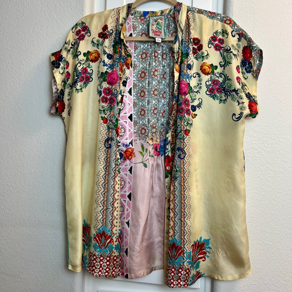 Like new Johnny Was Silk Blouse Size S